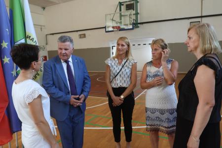 PRVI ŠOLSKI DAN GRAHOVO 01 FOTO LJUBO VUKELIČ